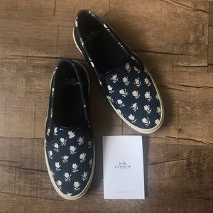 Coach - Slip-ons with rose pattern